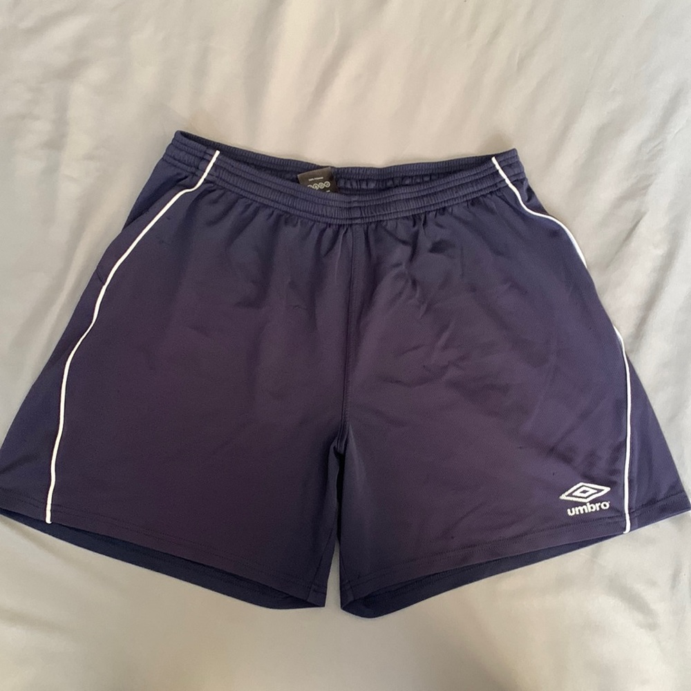 Umbro athletic shorts in navy blue size large